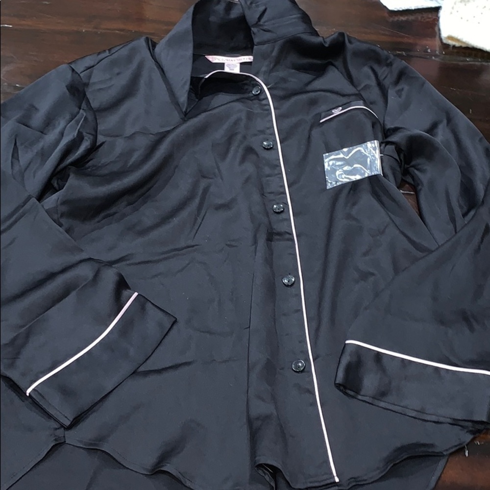 New Victoria secret satin pajama top